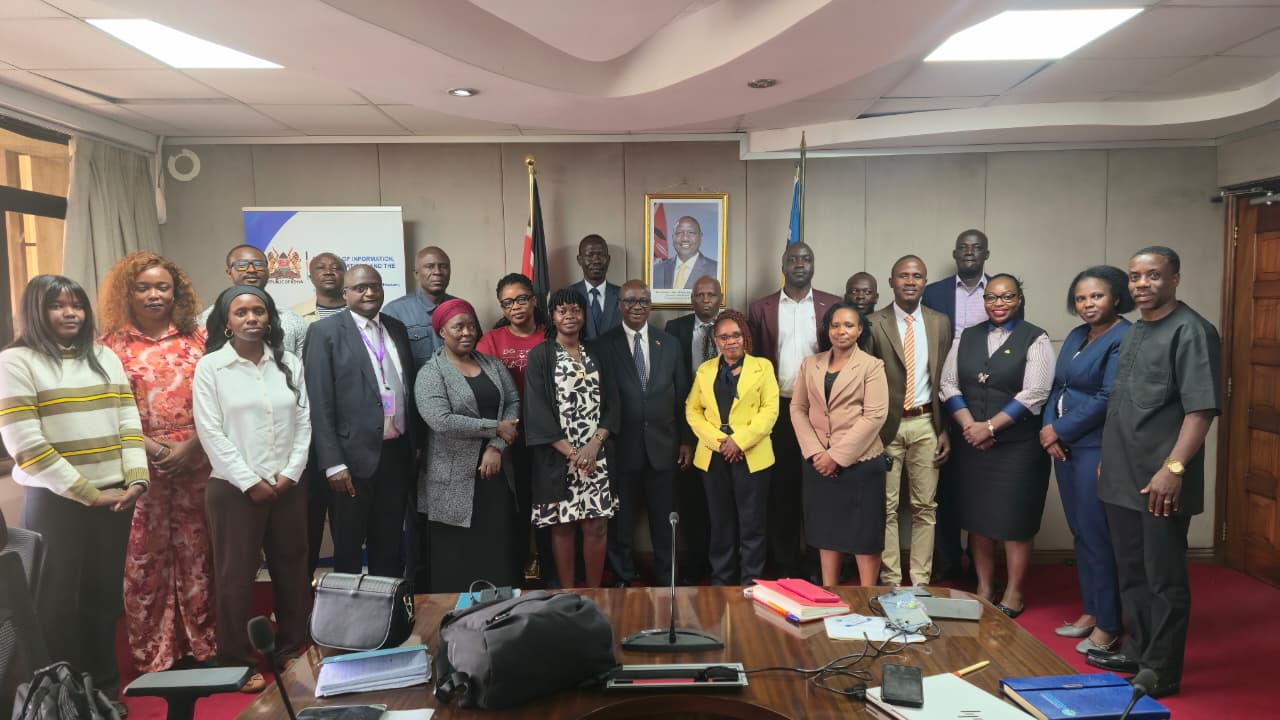 Ministry Hosts Liberian Delegation for Service Delivery Knowledge Exchange