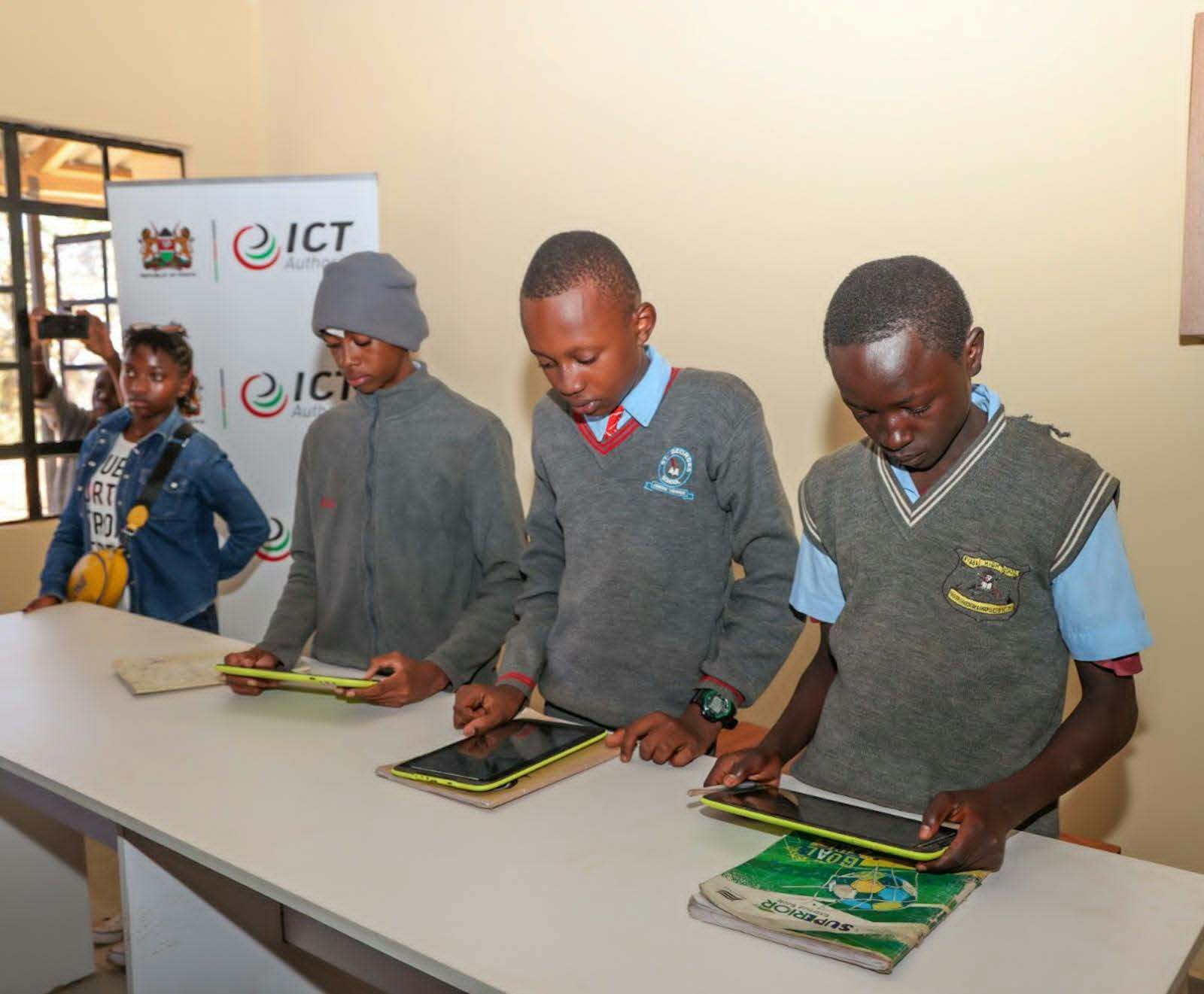 Connecting Classrooms Nationwide Through Interactive Digital Smartboards