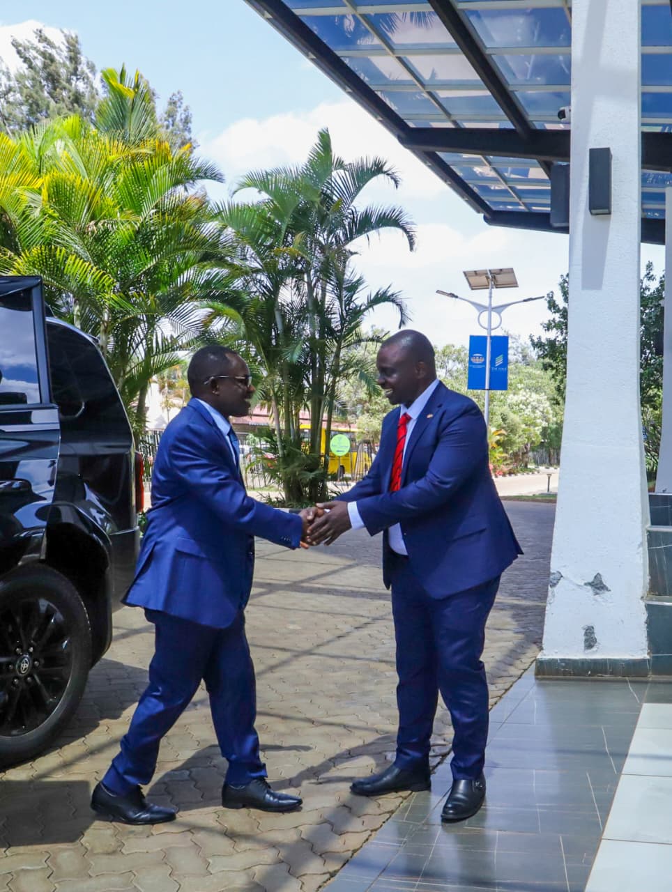 PS Isaboke Advances Sustainable Last-Mile Internet Connectivity at UK-DAP Peer Learning Event