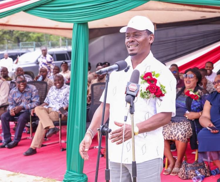 The Information, Communications and the Digital Economy Cabinet Secretary Hon. William Kabogo Gitau has officially opened the NG-CDF Mvita Jitume Digital Hub in Mombasa County,