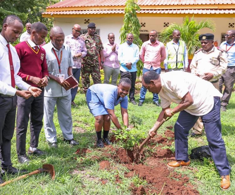 CS Hon. William Kabogo Gitau visited Kenya Medical Training College (KMTC) Msambweni Campus and Ukunda Vocational Training Center (VTC) to assess the status of the public Wi-Fi.